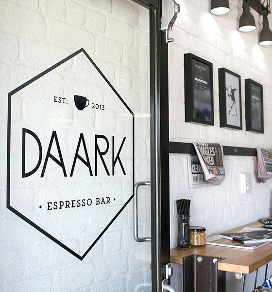 Traditional Dura Rustic brick profile from DuraBrick with white painted finish – Daark Espresso, Queensland