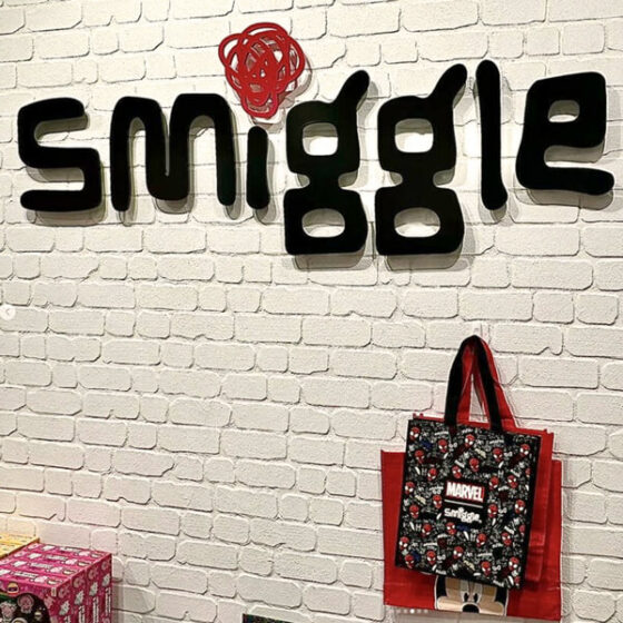 Dura Rustic brick profile from DuraBric with Smiggle branding and painted white background – Smiggle, Melbourne